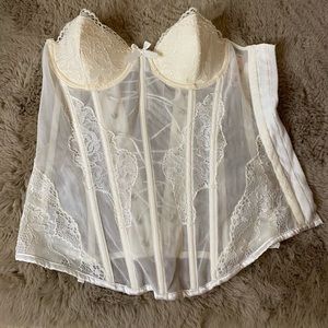 New with tags Victorias Secret corset
